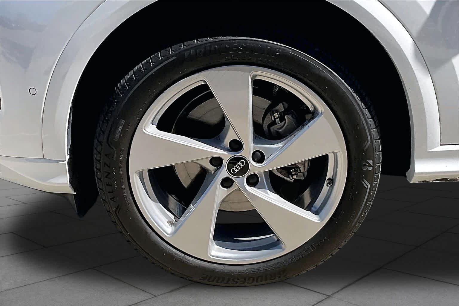 Used 2026 Audi Q5 Premium Plus w/ Premium Plus AWD/4WD image 10