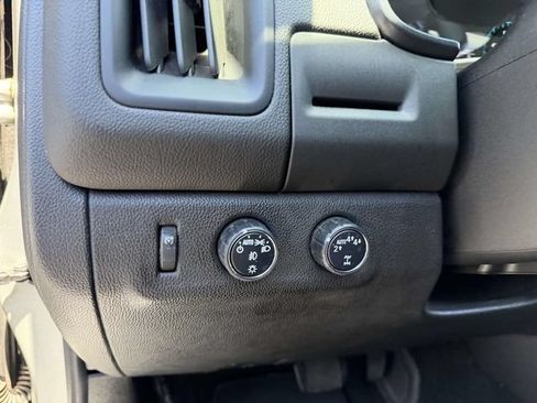 Used 2018 Chevrolet Colorado LT w/ LT Convenience Package AWD/4WD image 21