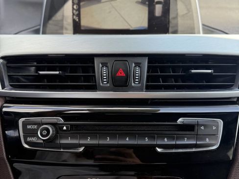 Used 2017 BMW X1 xDrive28i image 16