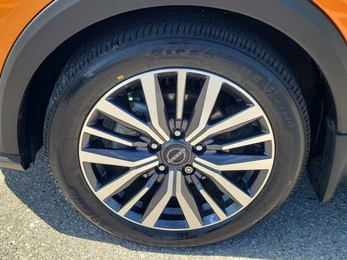 Certified 2024 Nissan Kicks SV FWD image 12