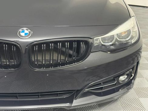 Used 2018 BMW 330i Gran Turismo xDrive AWD/4WD image 4