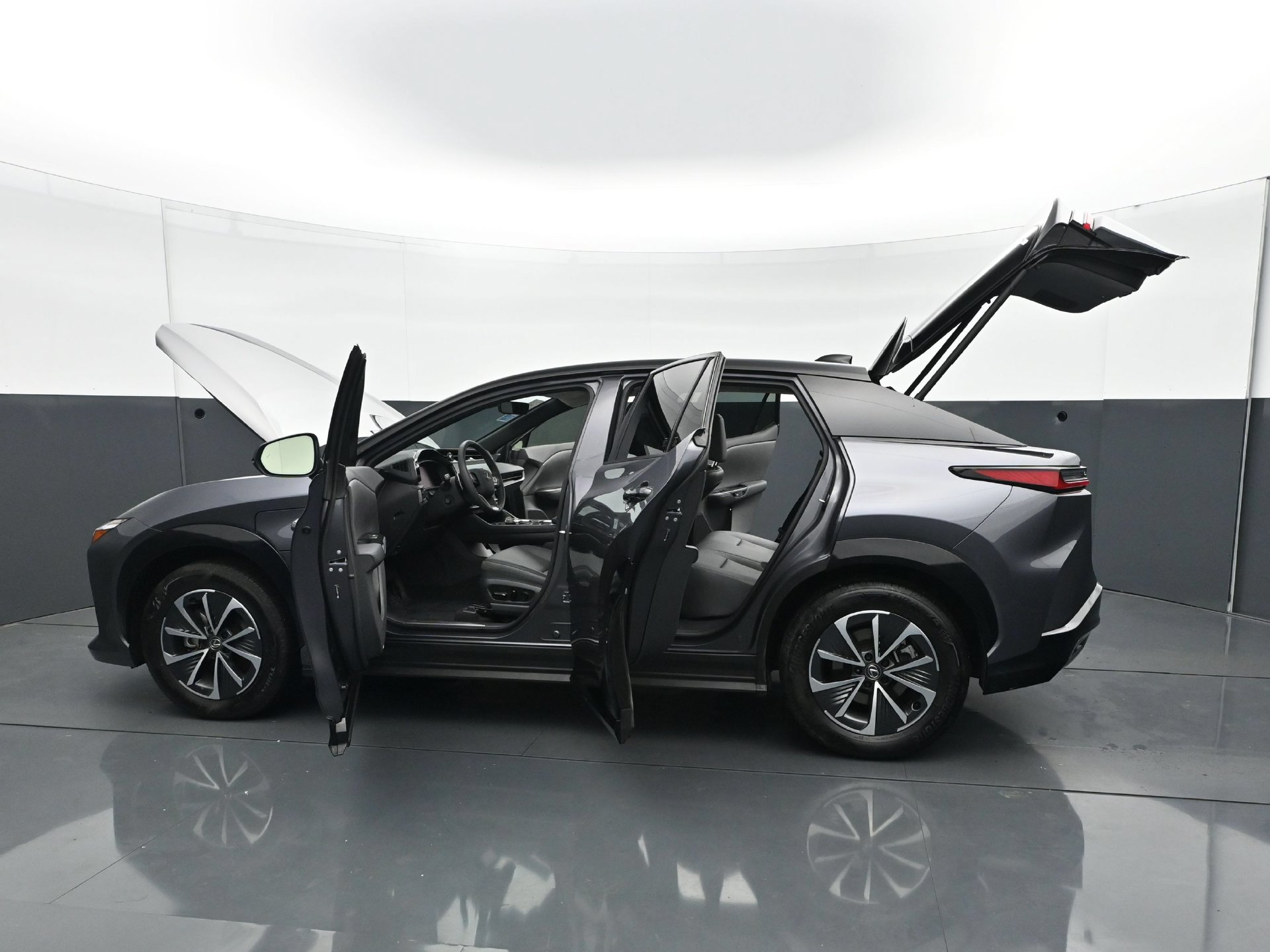 Used 2025 Lexus RZ 300e w/ Accessory Package (2T) FWD image 32