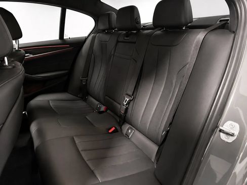 Used 2022 BMW 540i w/ M Sport Package RWD image 16