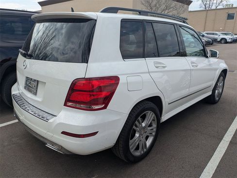 Used 2015 Mercedes-Benz GLK 350 2WD image 4
