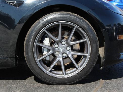 Used 2022 Tesla Model 3 Long Range image 22