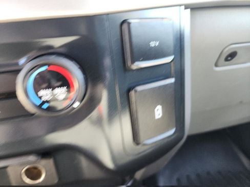 Used 2021 Ford F150 XLT image 21