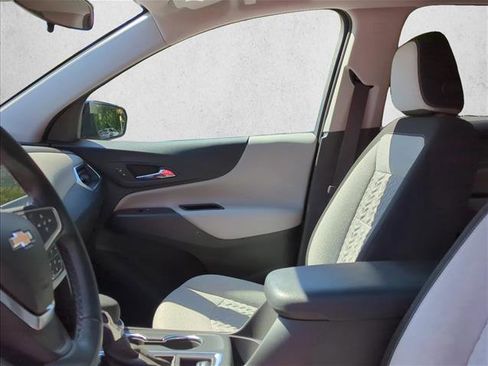 Used 2024 Chevrolet Equinox LT image 11