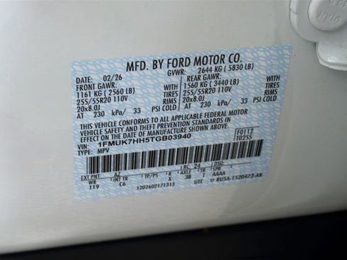 New 2026 Ford Explorer Platinum image 40