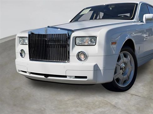 Used 2006 Rolls-Royce Phantom Sedan RWD image 3