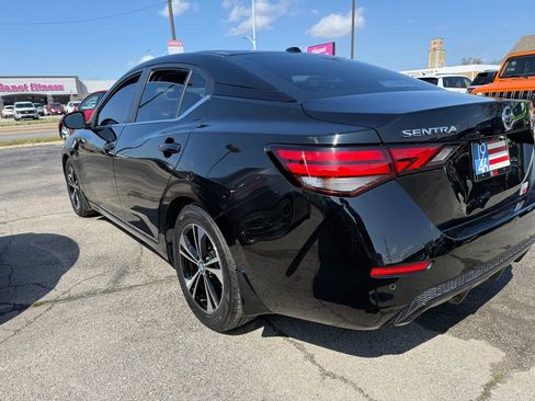 Used 2022 Nissan Sentra SV image 15