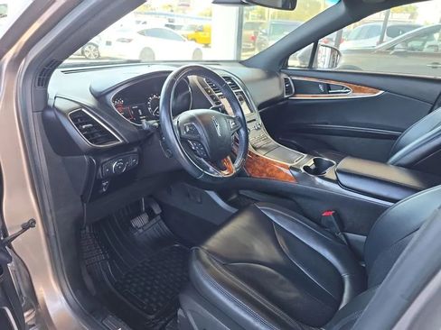 Used 2018 Lincoln MKX Select w/ Select Plus Package image 8