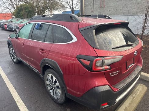 Used 2023 Subaru Outback Limited image 2