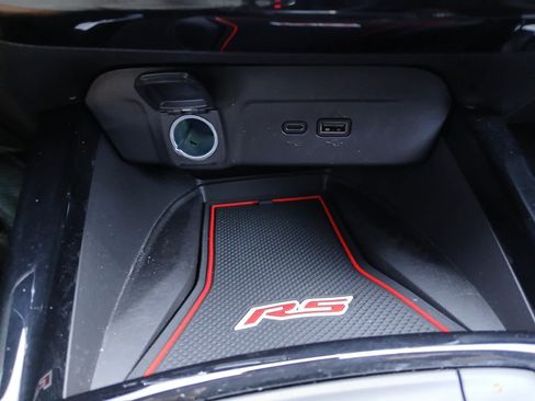 Used 2026 Chevrolet Trax RS w/ Sunroof Package FWD image 39