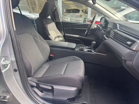 Used 2025 Toyota Camry LE image 25