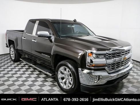 Used 2018 Chevrolet Silverado 1500 LT w/ All Star Edition image 23