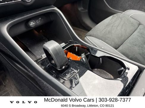 Used 2023 Volvo XC40 Recharge Ultimate w/ Protection Package Premier AWD/4WD image 8