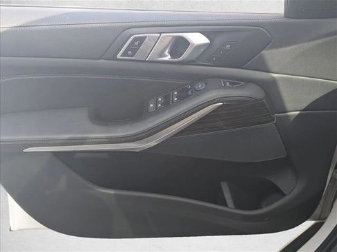 Certified 2023 BMW X5 xDrive40i w/ Premium Package image 10