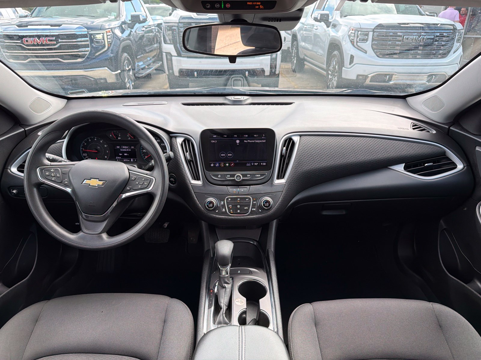Used 2023 Chevrolet Malibu LT FWD image 9
