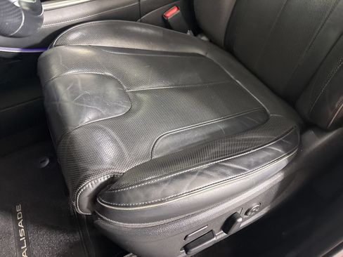Used 2022 Hyundai Palisade Calligraphy w/ Cargo Package FWD image 13