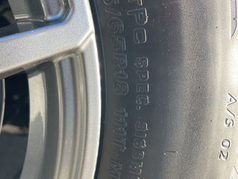 New 2026 GMC Acadia Elevation image 38