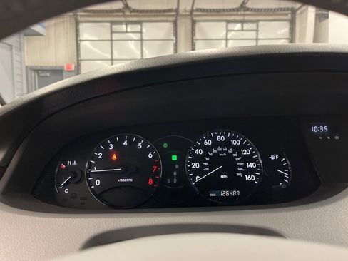 Used 2009 Toyota Avalon image 16