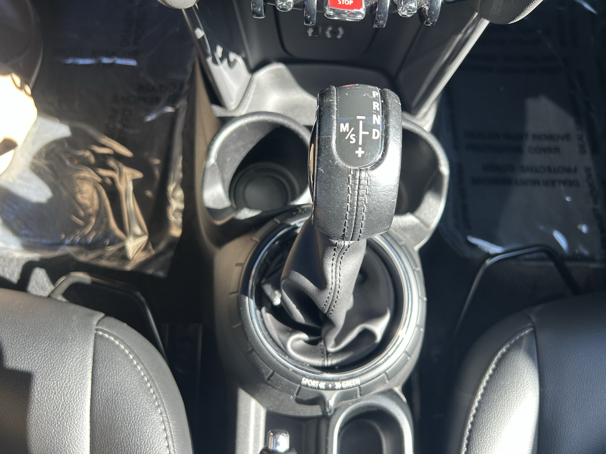 Used 2015 MINI Cooper 2-Door Hardtop FWD image 14