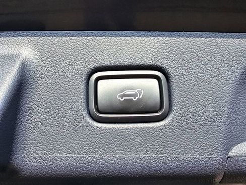 Used 2024 Hyundai Palisade Limited image 33