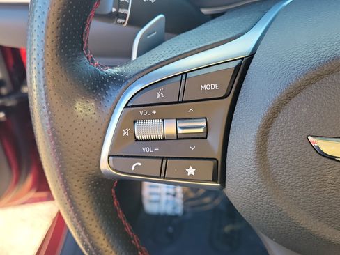 Used 2022 Genesis G70 3.3T w/ Sport Prestige Package image 26