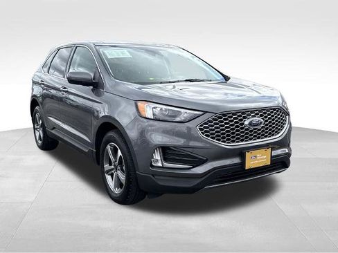 Certified 2024 Ford Edge SEL w/ Convenience Package AWD/4WD image 4