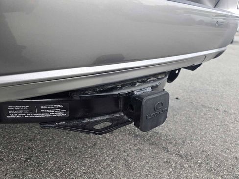 Used 2023 Lexus GX 460 Premium image 17