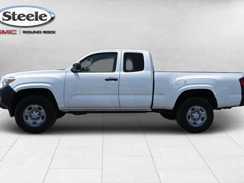 Used 2020 Toyota Tacoma SR RWD image 4