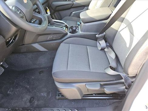 New 2026 Chevrolet Colorado W/T image 4