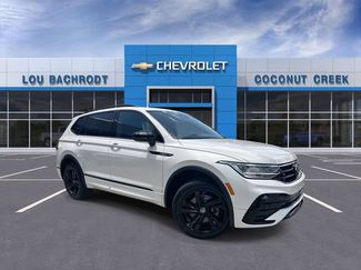 Used 2023 Volkswagen Tiguan SE R-Line FWD video 1
