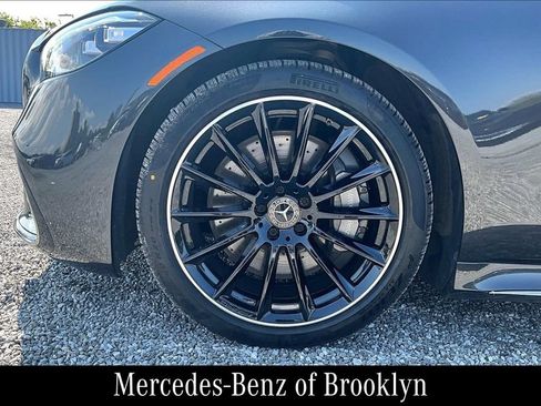 Certified 2023 Mercedes-Benz S 500 4MATIC image 12