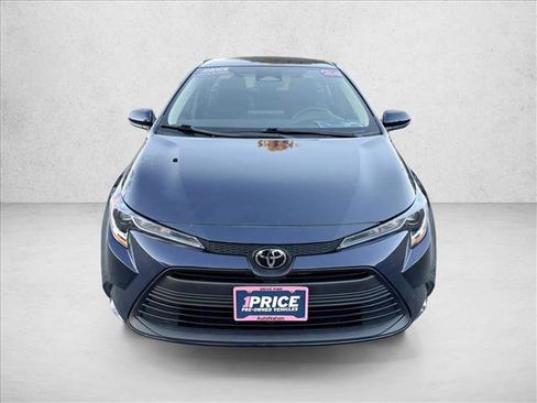 Used 2024 Toyota Corolla LE image 2