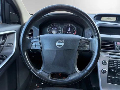 Used 2010 Volvo XC60 3.2 image 16