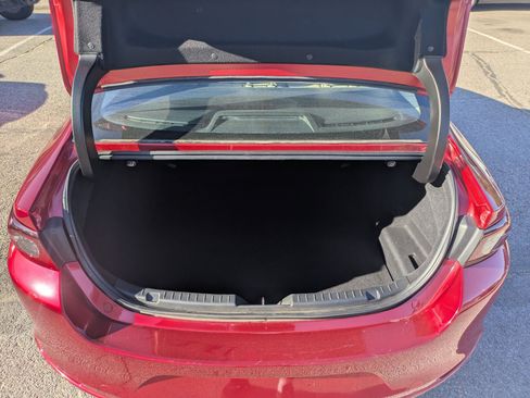 Used 2019 MAZDA MAZDA3 Sedan FWD image 29