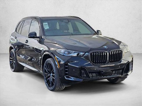 New 2026 BMW X5 sDrive40i w/ M Sport Package image 3