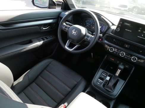 Used 2026 Honda CR-V Sport-L image 9