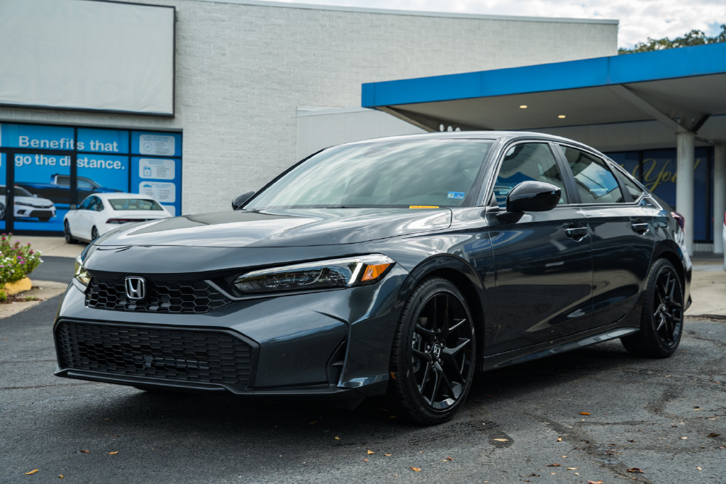 Certified 2026 Honda Civic Sport image 3