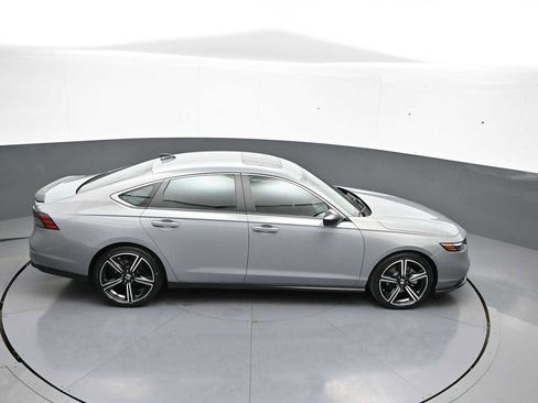 Used 2024 Honda Accord Sport image 23