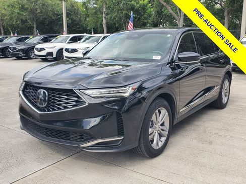 Used 2025 Acura MDX FWD image 3