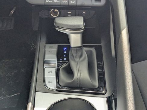 New 2025 Hyundai Elantra Blue image 18