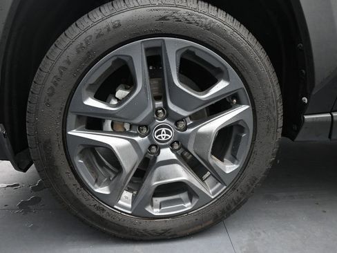 Used 2024 Toyota RAV4 Adventure AWD/4WD image 12