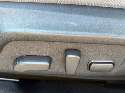 Used 2018 Subaru Outback 2.5i Premium image 18