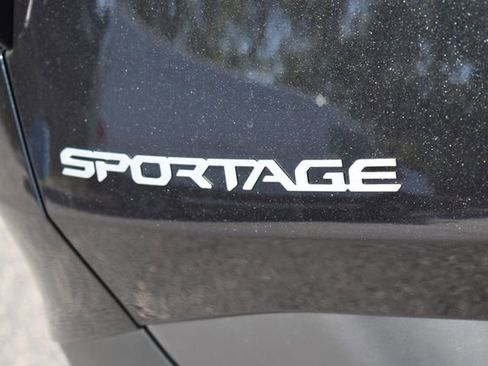 New 2026 Kia Sportage LX image 16