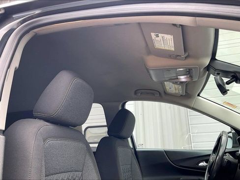 Used 2022 Chevrolet Equinox LT FWD image 22