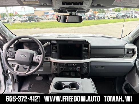 New 2026 Ford F250 XLT w/ XLT Premium Package AWD/4WD image 12