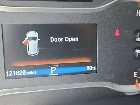 Used 2017 Honda Pilot Touring image 25