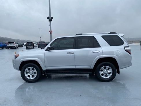 Used 2021 Toyota 4Runner SR5 image 6